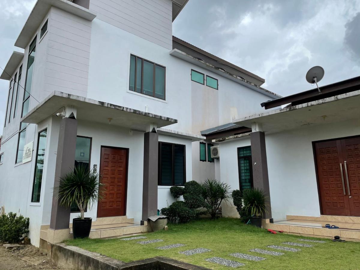 Ayah Holiday home